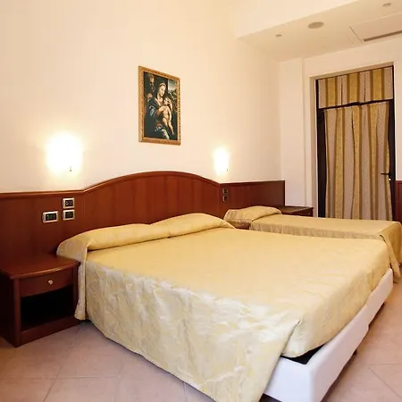 Garda Family House Hotel Castelletto Di Brenzone