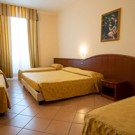 Garda Family House Hotel Castelletto Di Brenzone