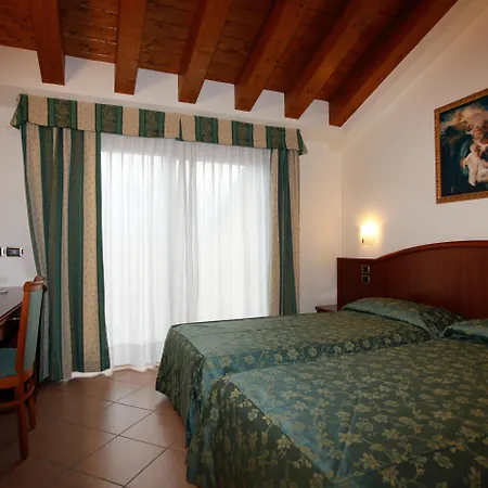 Garda Family House Castelletto Di Brenzone