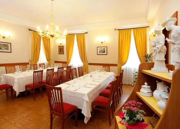 Hotell Garda Family House Castelletto Di Brenzone