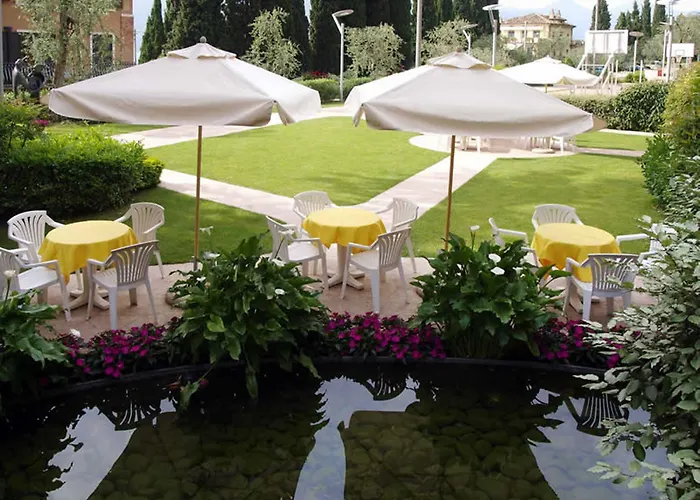 Hotell Garda Family House Castelletto Di Brenzone