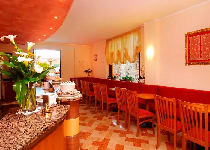 Garda Family House Hotell