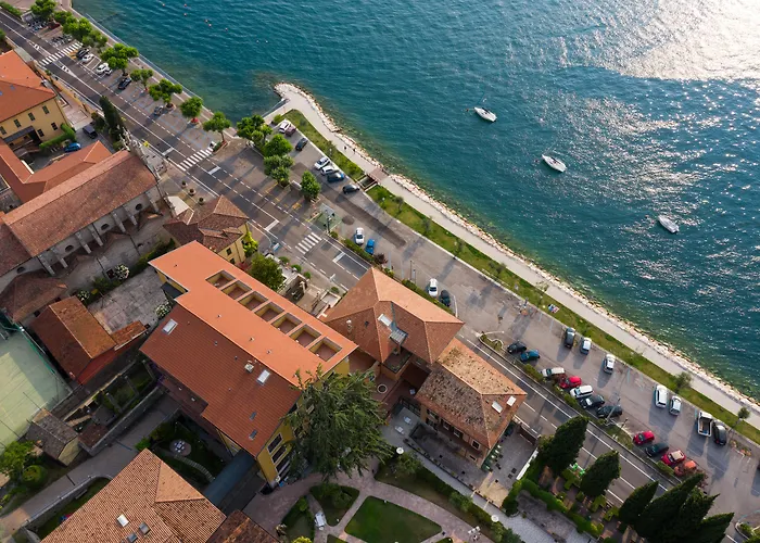 Hotell Garda Family House Castelletto Di Brenzone