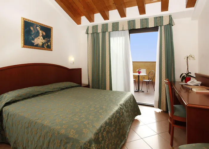 Hotell Garda Family House 2*