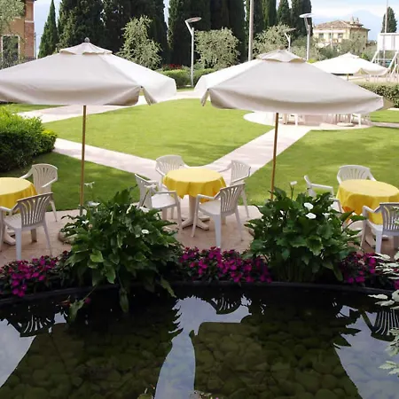 Hotel Garda Family House Castelletto Di Brenzone