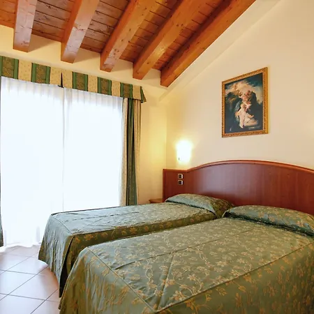 Hotel Garda Family House 2*