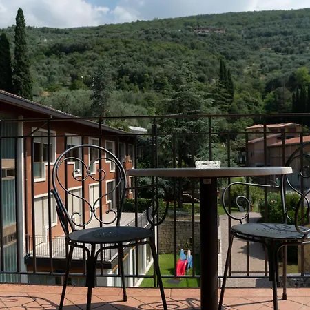Garda Family House Hotel