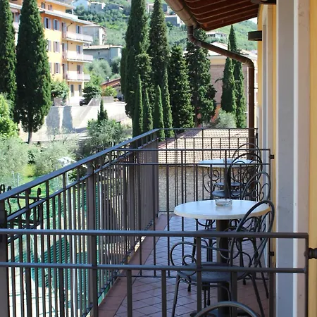 Hotel Garda Family House Castelletto Di Brenzone