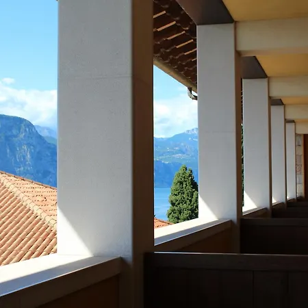 Garda Family House Hotel
